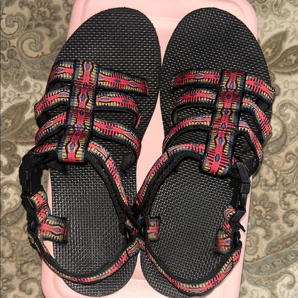 Teva Strappy Sandals - Picture 4 of 6